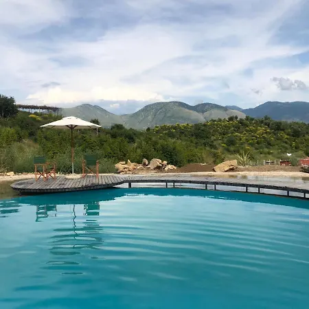 Villa Bote Farms *